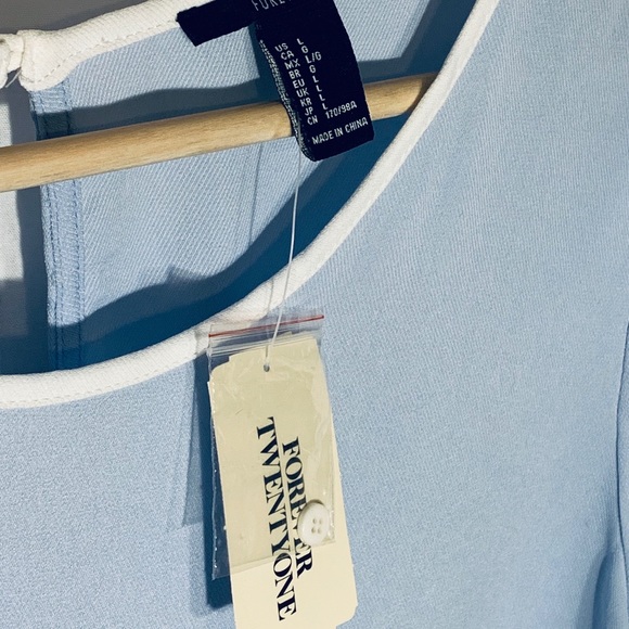 NWT Forever 21 Powder Blue/White Top Lg - Picture 3 of 7
